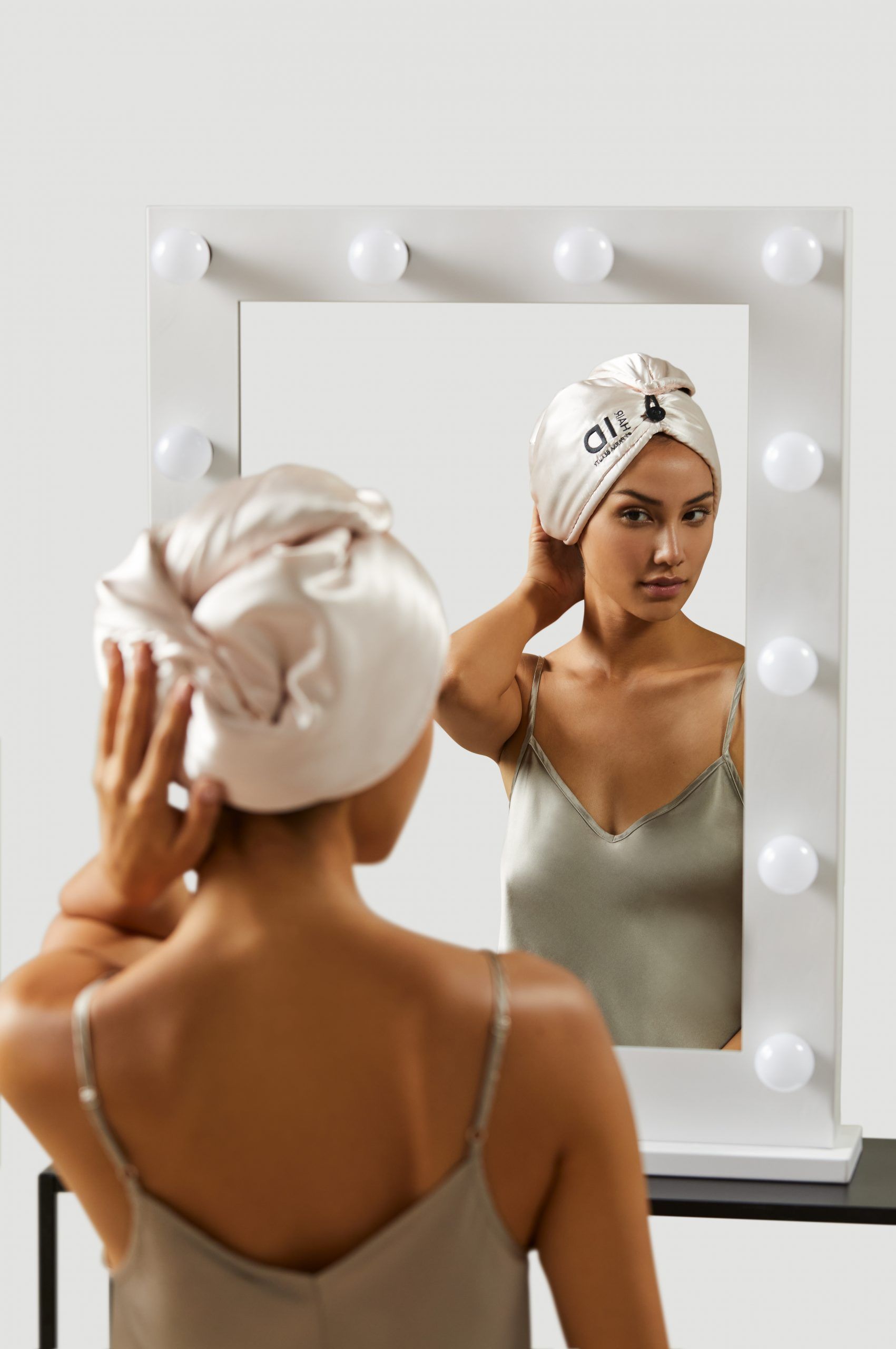 PA_ID_Turban_Anwendung_01_777_72dpi_sRGB